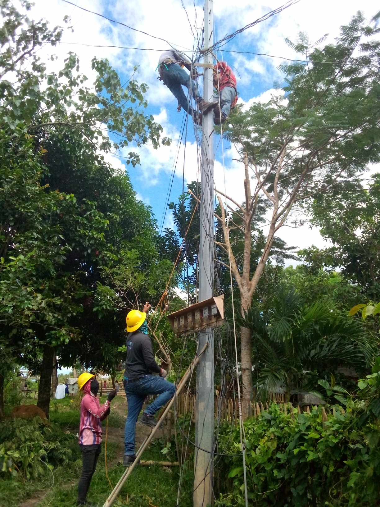 JOINT TEAM ACCOMPLISHMENTS BT 6 AND LINEMEN TRAINEES